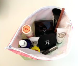 Getting Ready with Cecil - Make up / Toiletry Bag